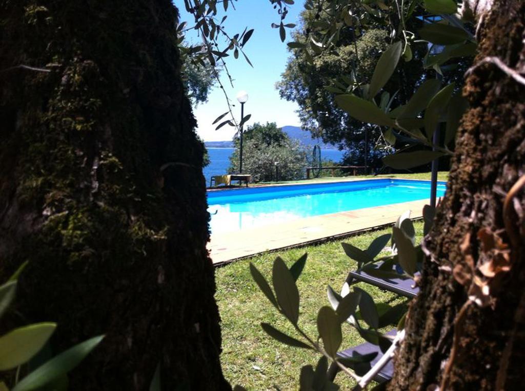 Aparthotel Castello Oldofredi Monte Isola Esterno foto