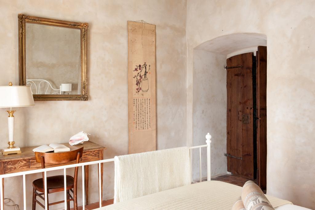 Aparthotel Castello Oldofredi Monte Isola Esterno foto