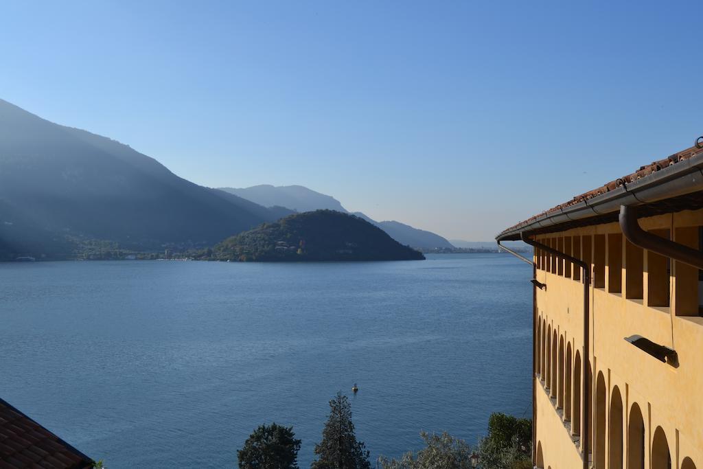 Aparthotel Castello Oldofredi Monte Isola Esterno foto
