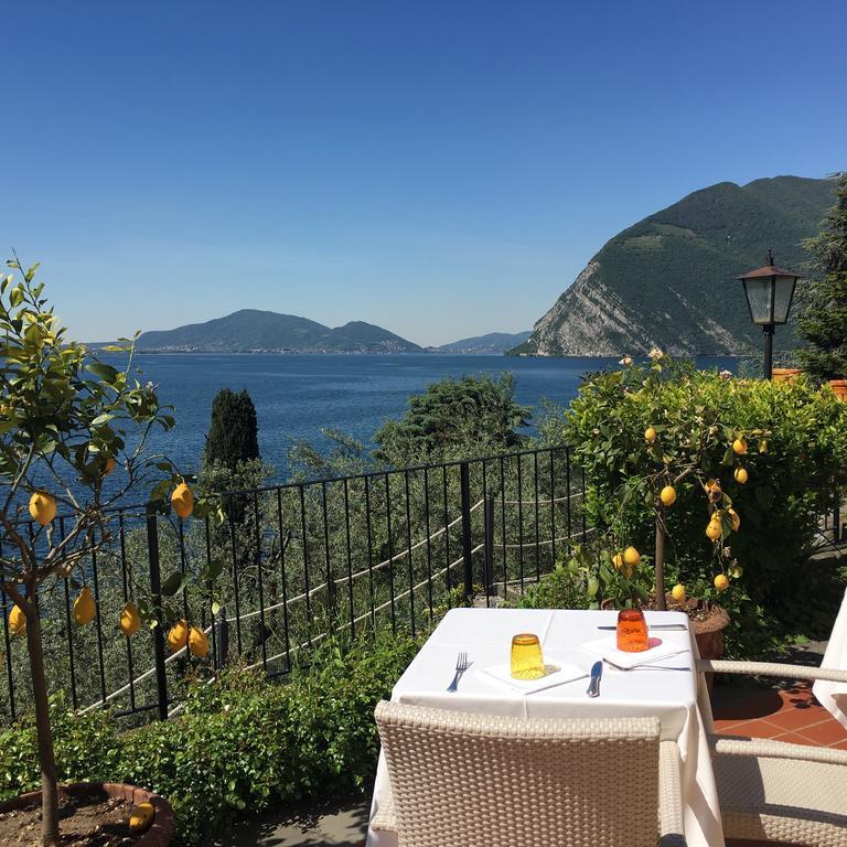 Aparthotel Castello Oldofredi Monte Isola Esterno foto