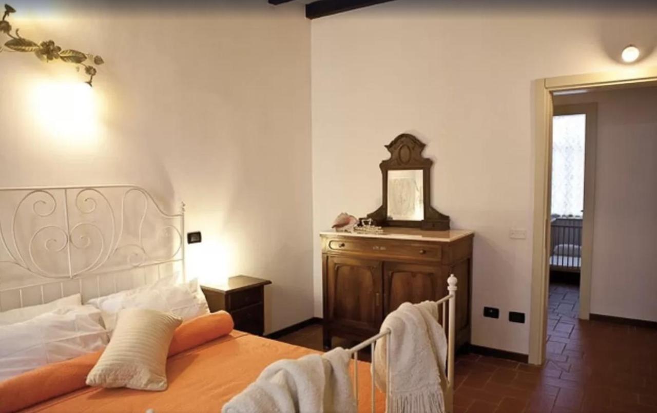Aparthotel Castello Oldofredi Monte Isola Esterno foto